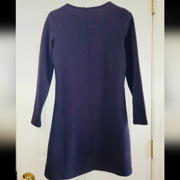 Beautiful navy small flattering dress - Picture 2 of 4